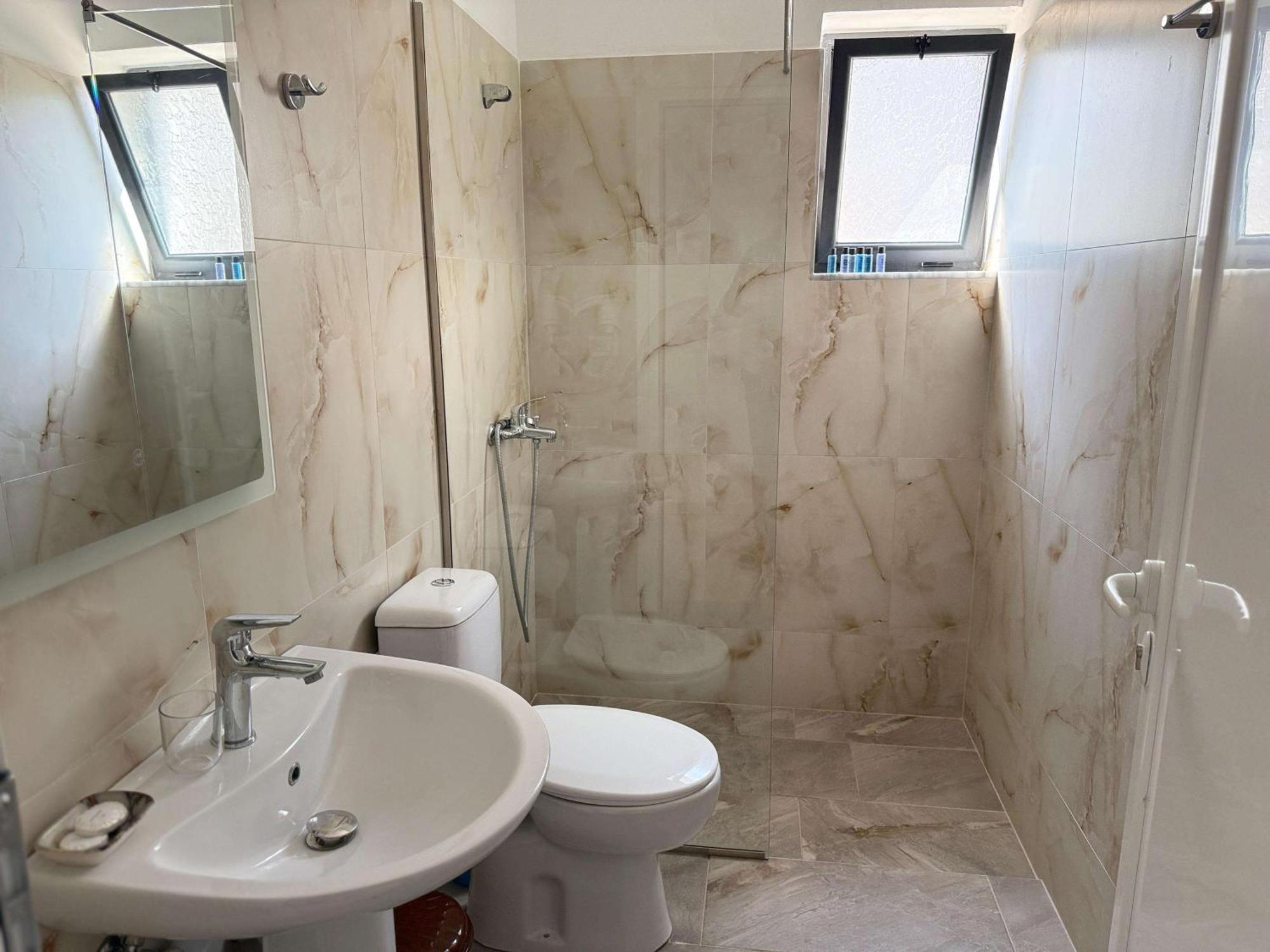 Vila Bilali Apartman Ksamil Kültér fotó